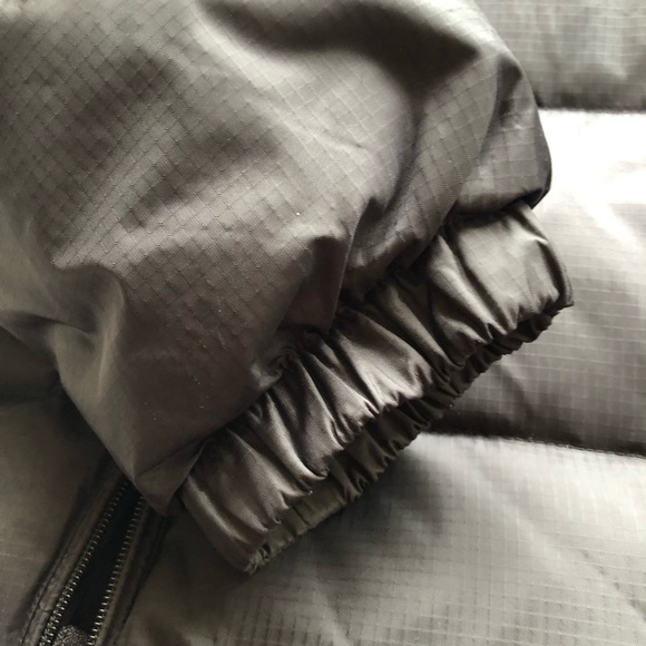 Gap Black Nylon Down Fill Quilted Puffer Jacket Warm Winter Coat Men’s Size L - Picture 12 of 16